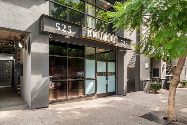 Building Photo - 550 Park Blvd