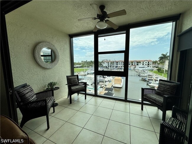 Building Photo - 801 River Point Dr