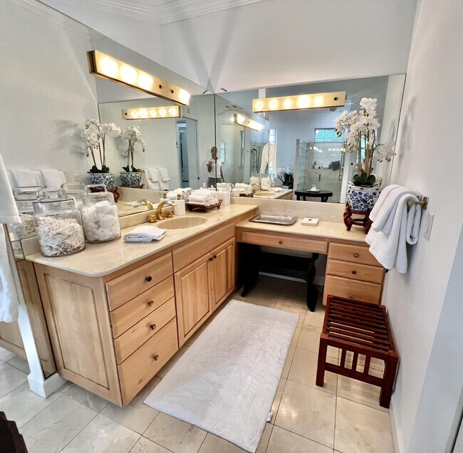 Building Photo - 2050 Windsock Way