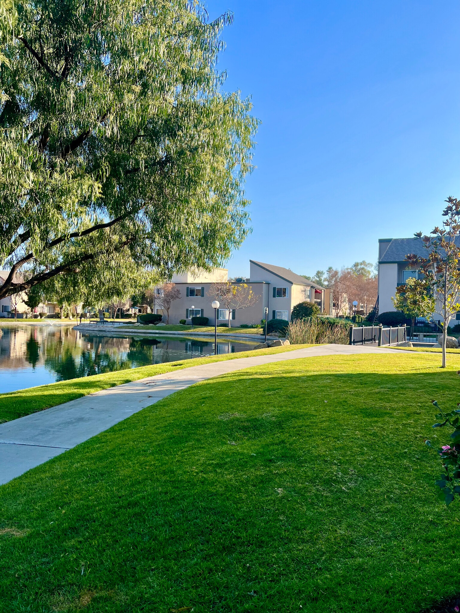 Building Photo - 24518 Nicklaus Dr