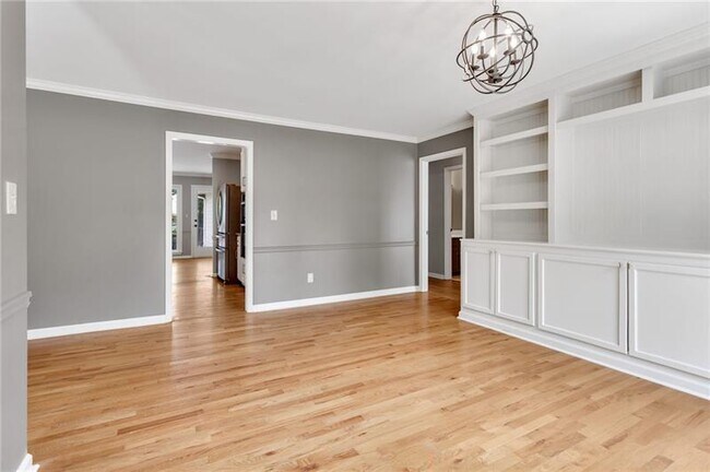 Building Photo - 185 Glenclairn Ct