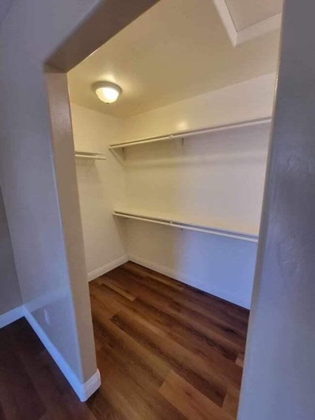 Building Photo - 2003 Zolder Ct