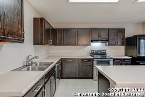 Building Photo - 22011 Oriole Hill Dr