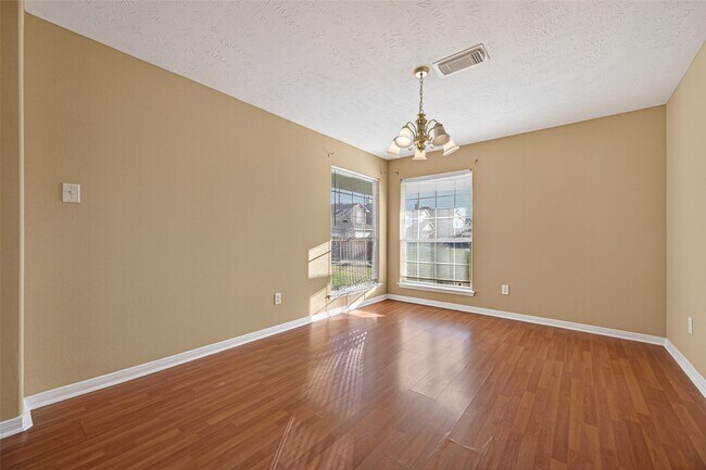 Building Photo - 3006 Palace Oaks Dr