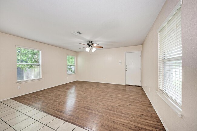 Building Photo - 1508 Big Bend Dr