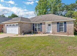 Building Photo - 4501 Parkwood Square