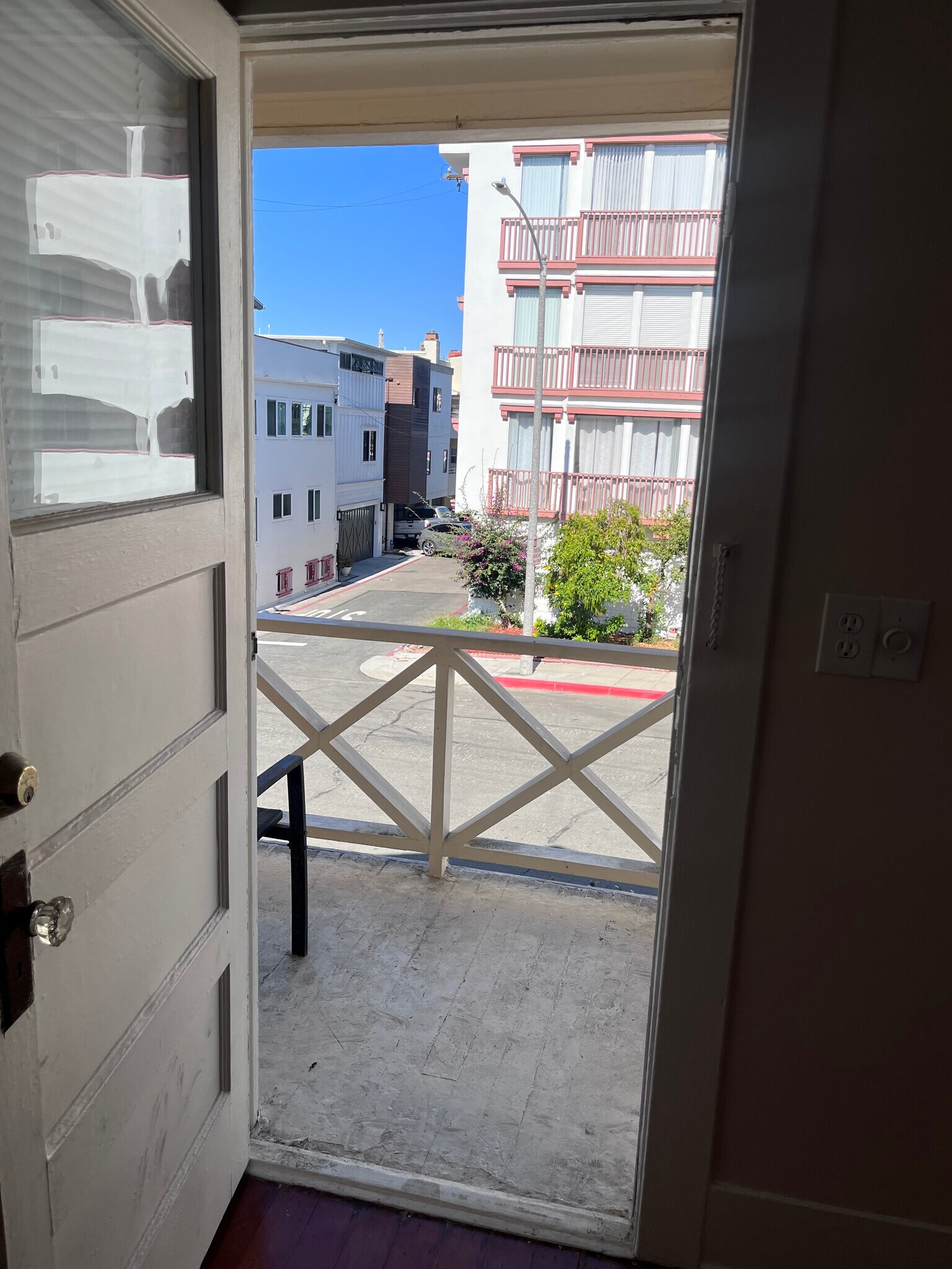 Living room to balcony - 182 1st St