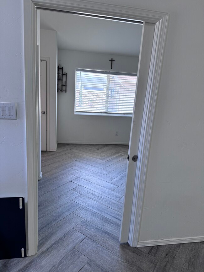 Building Photo - 732 Gold Beach Dr