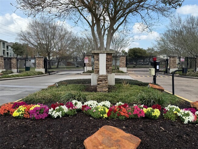 Building Photo - 2947 Hackamore Hollow Ln