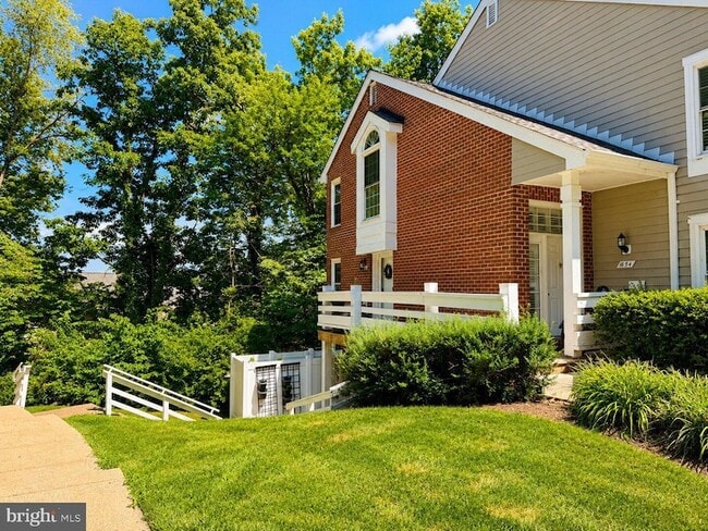 Building Photo - 11150 Beaver Trail Ct