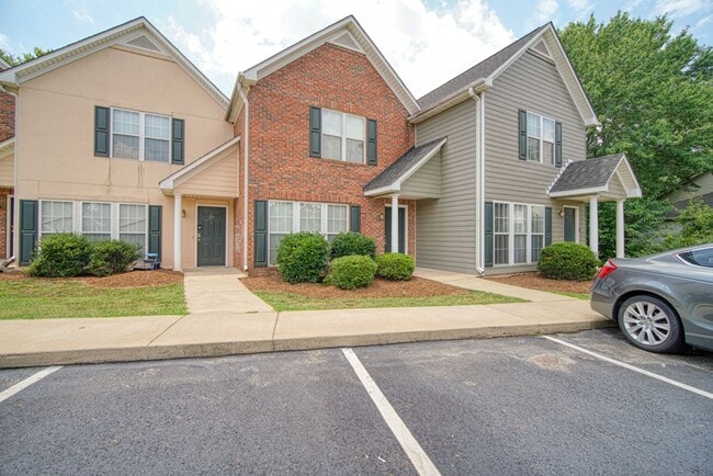 Building Photo - Charming 2 BR, 2.5 BA, 2-Story Townhome for Rent in Greer, NO APPLICATION FEE if APPROVED