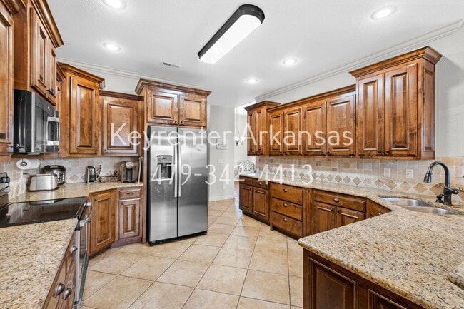 Building Photo - 1048 Tarah Knolls Cir