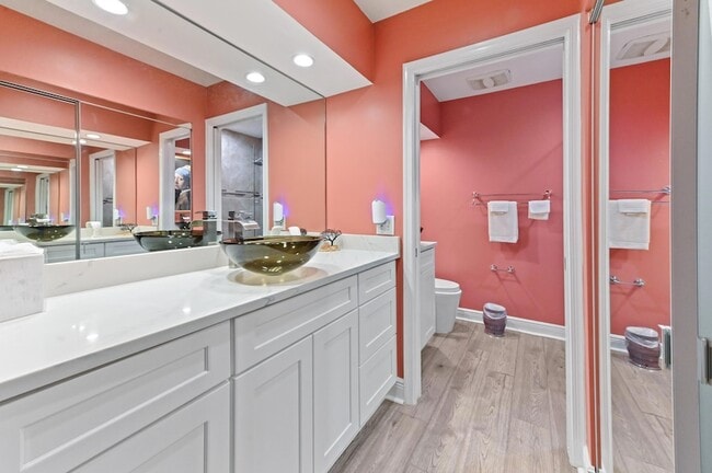 Building Photo - 507 Sea Oats Dr