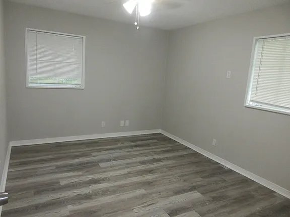 Building Photo - 200 Mccormick Ave