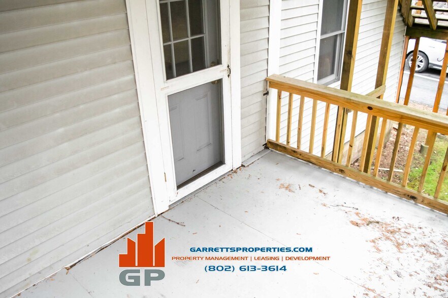 Building Photo - 64 N Pleasant St