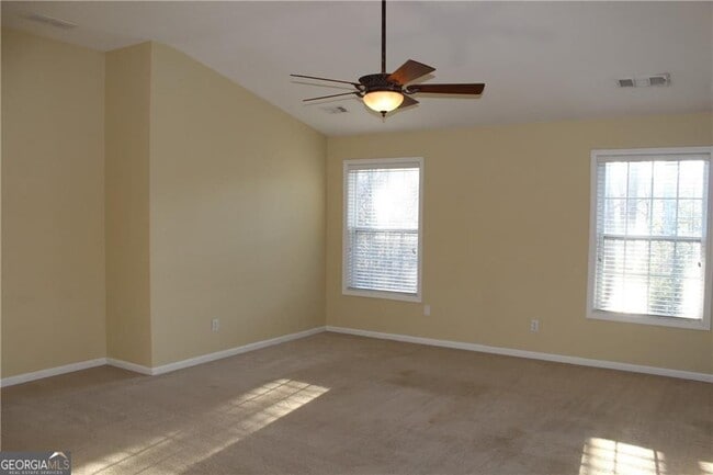 Building Photo - 2627 Hampton Park Dr