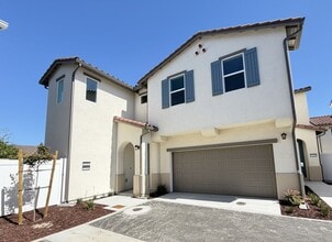 Building Photo - Brand New Construction in River Terrace Development!