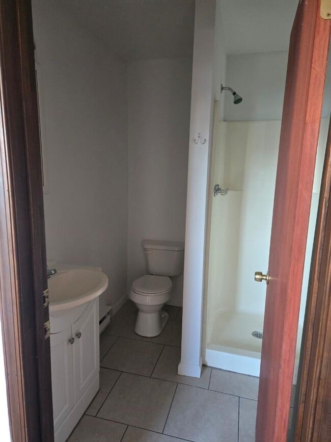 Building Photo - 521 Washington Ave