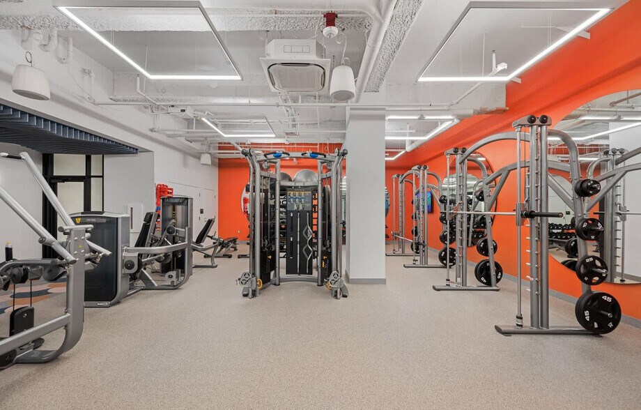 Building Photo - 60 Kilmarnock St