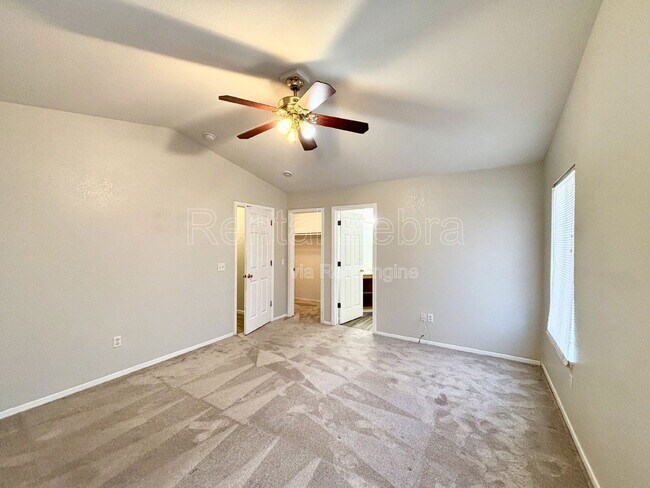 Building Photo - 1861 Creekside Dr