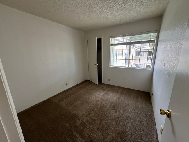 Building Photo - Villages at Waipio (Waipahu) -  2nd Story ...