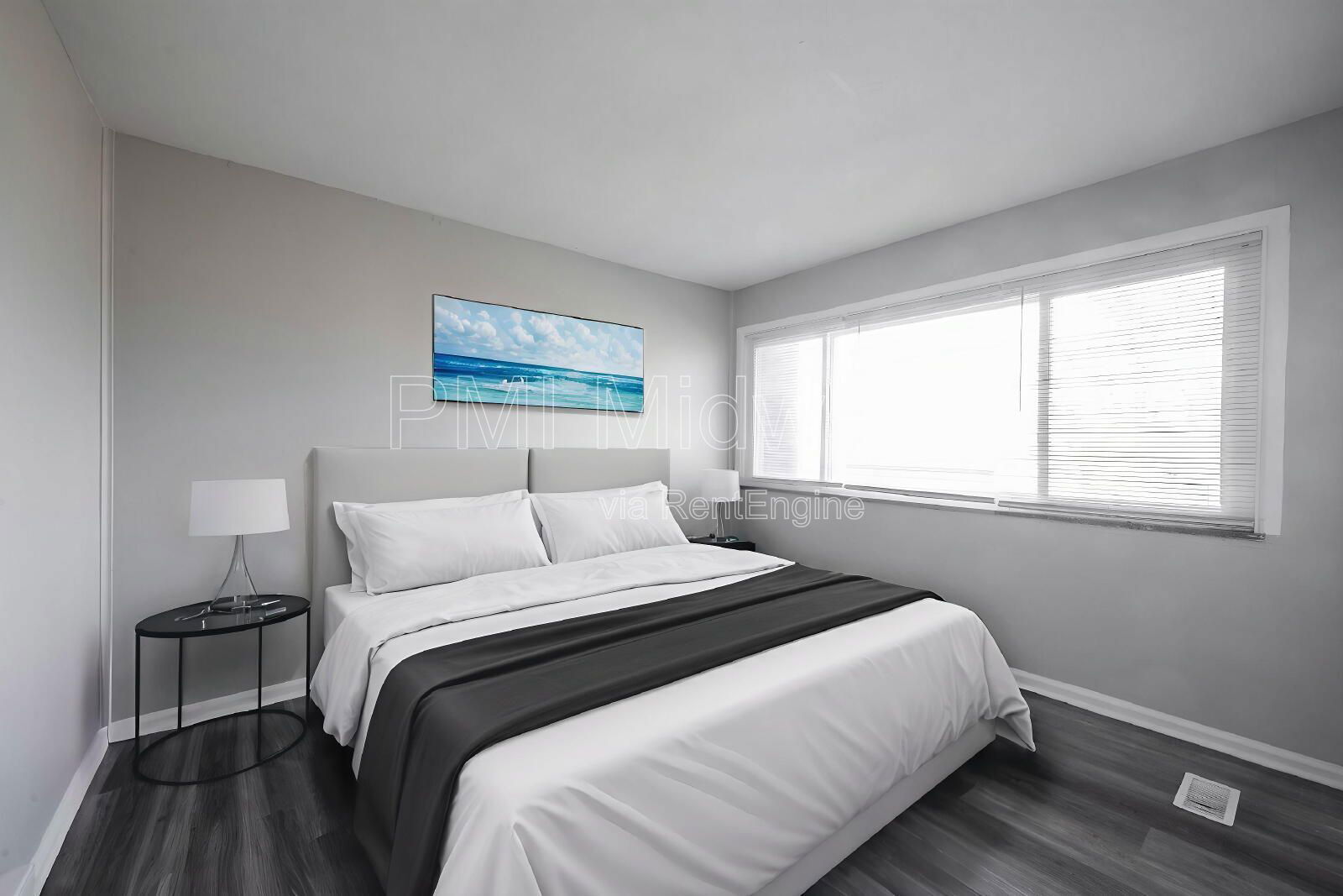 Building Photo - 6050 E 16th St