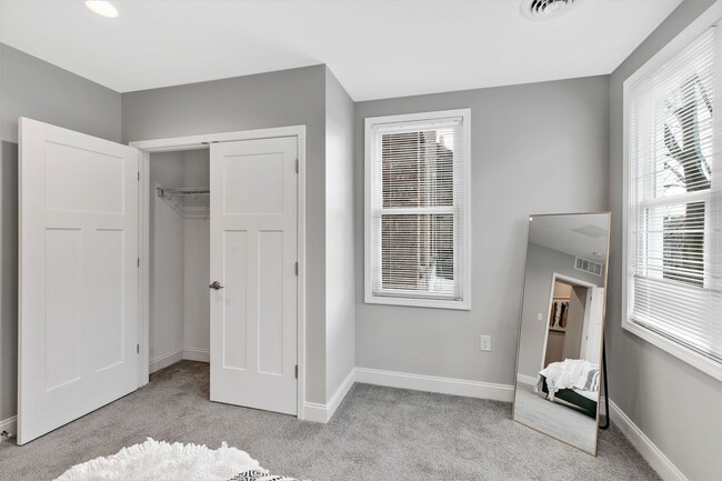Building Photo - 534 Madison Ave