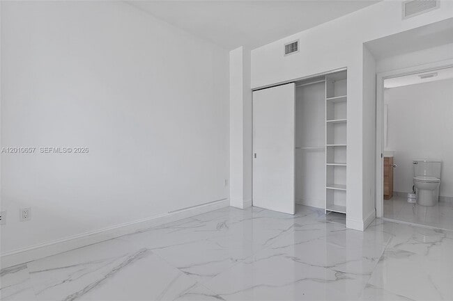 Building Photo - 16385 Biscayne Blvd