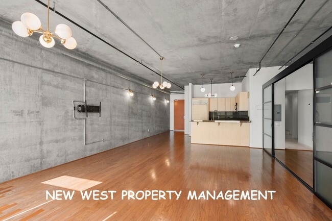 Building Photo - Expansive East Village 2-Bedroom at Parklo...