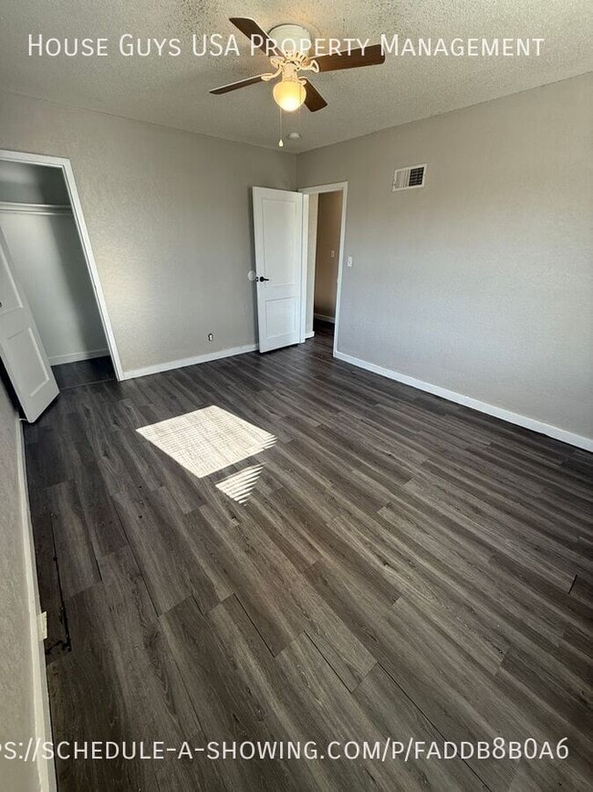 Building Photo - 2207 Askew Ave