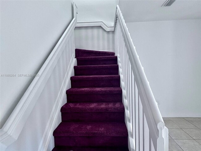 Building Photo - 1631 SE 30th St