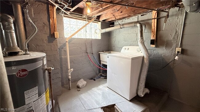 Building Photo - 592 Lindell St