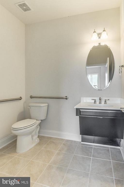 Building Photo - 22589 Amendola Terrace