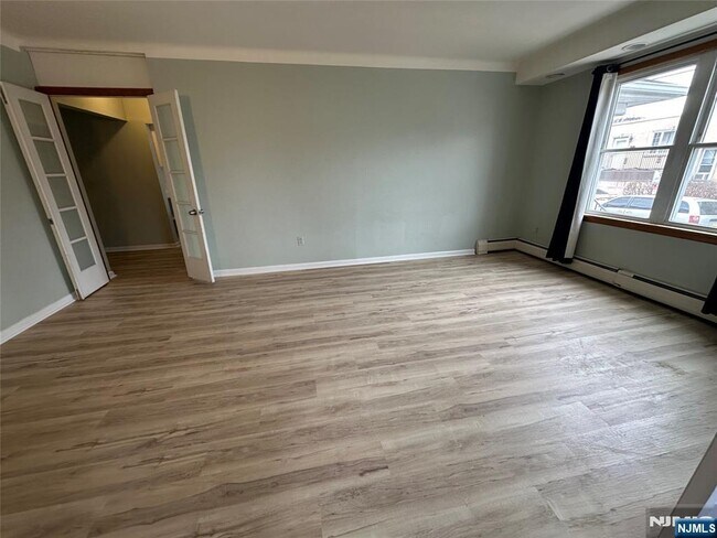 Building Photo - 8 Laird Pl