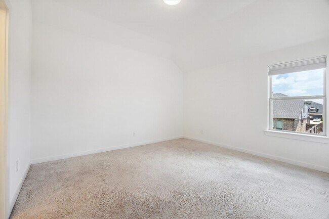 Building Photo - 29031 Hauter Wy