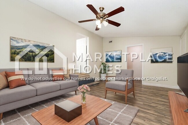 Building Photo - 4438 Melvin Cir W