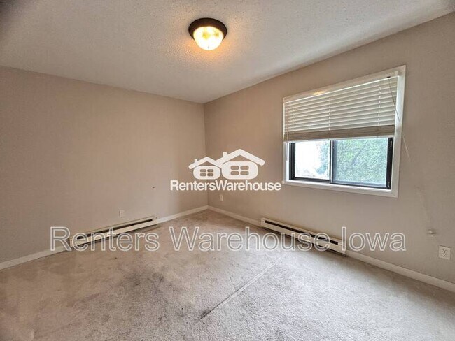 Building Photo - 1831 Fuller Rd