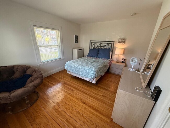 Building Photo - 66 Westchester Rd