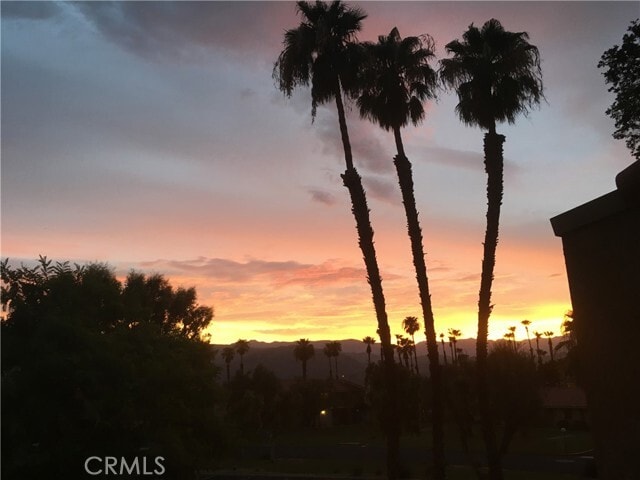 Building Photo - 307 Tava Ln