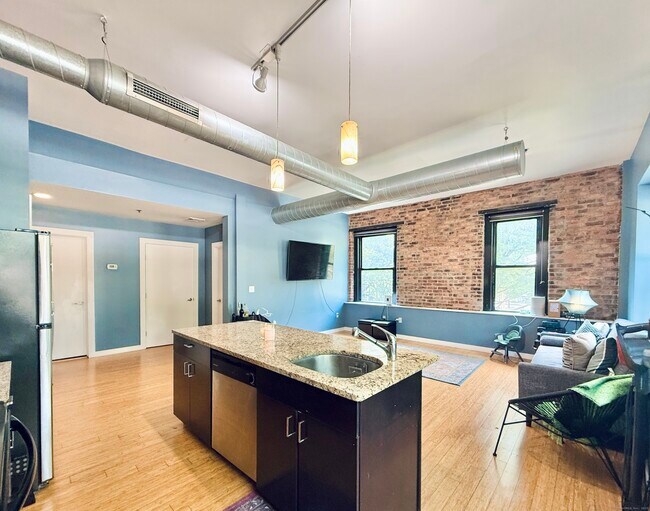 Building Photo - 881 Lafayette Blvd