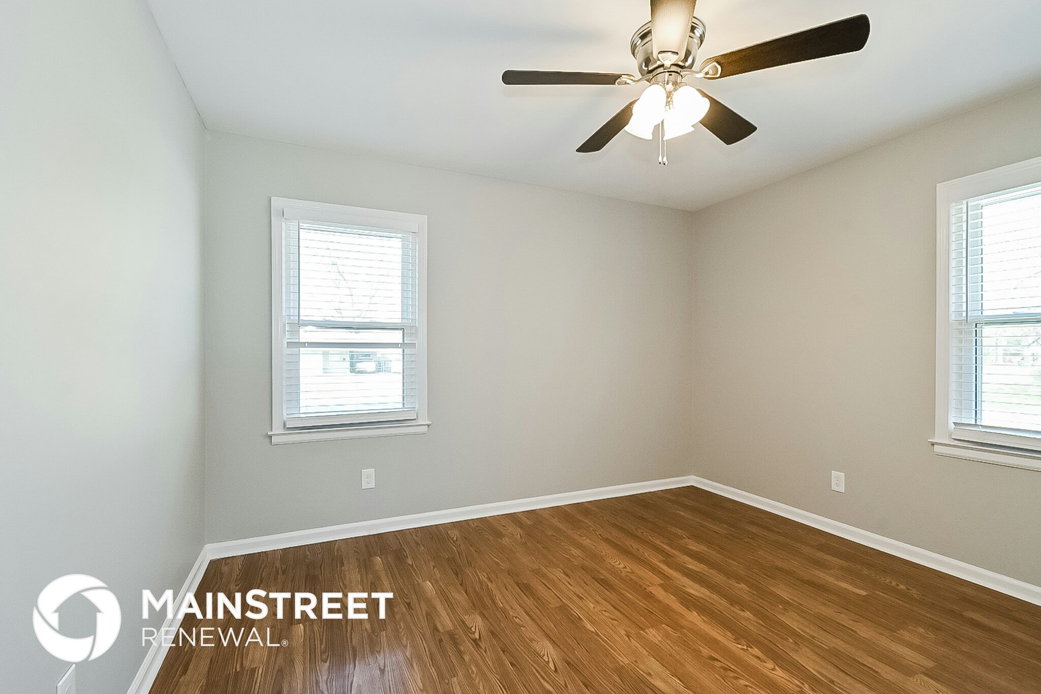 Building Photo - 1695 Myrna Ln