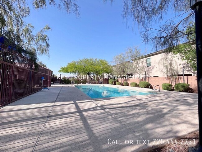 Building Photo - 2 STORY 3 BEDROOM 2.5 BATH + LOFT HOME IN ...