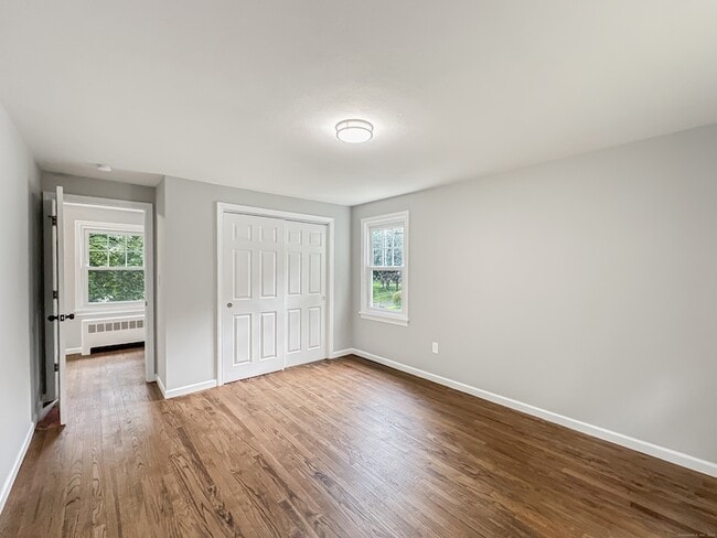 Building Photo - 85 Cold Spring Cir