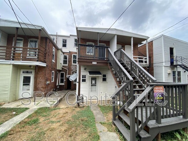 Building Photo - 214 W Jackson St
