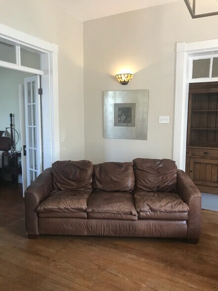 Building Photo - 2401 Habersham St