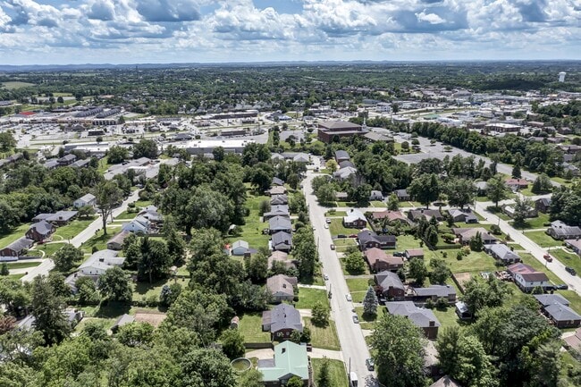 Building Photo - 108 Meadowlark Dr