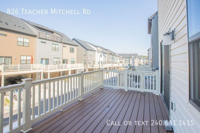 Building Photo - 826 Teacher MItchell Rd