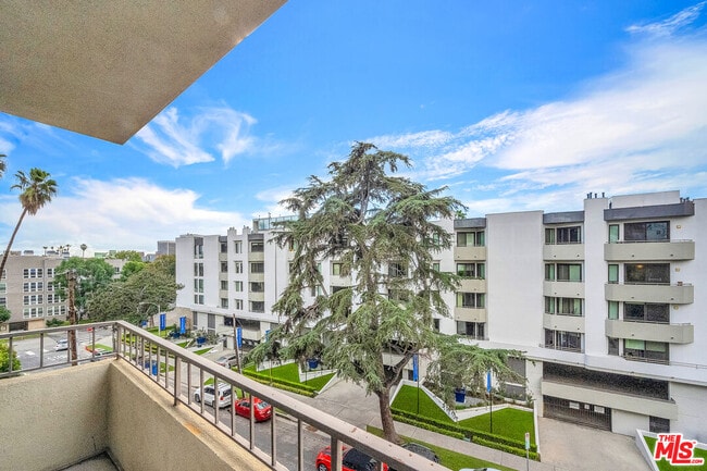 Building Photo - 1300 Midvale Ave