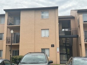 Building Photo - 5225 Via Hacienda Cir