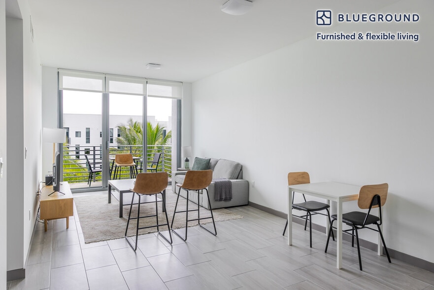 Building Photo - 6445 NE 7th Ave